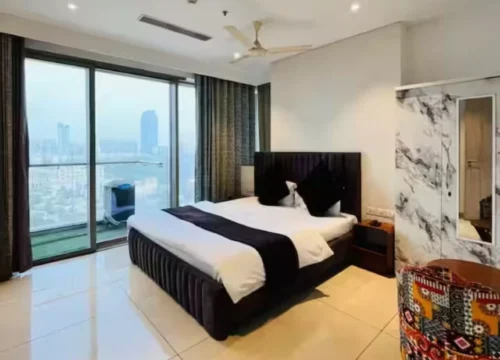2Bhk | Infinity Pool | Balcony | 10th Floor